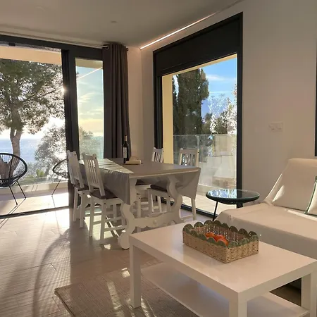 Apartment Veuras El Mar - Madrague Beach 14 Roses