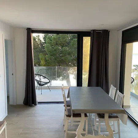 Apartment Veuras El Mar - Madrague Beach 14 Roses